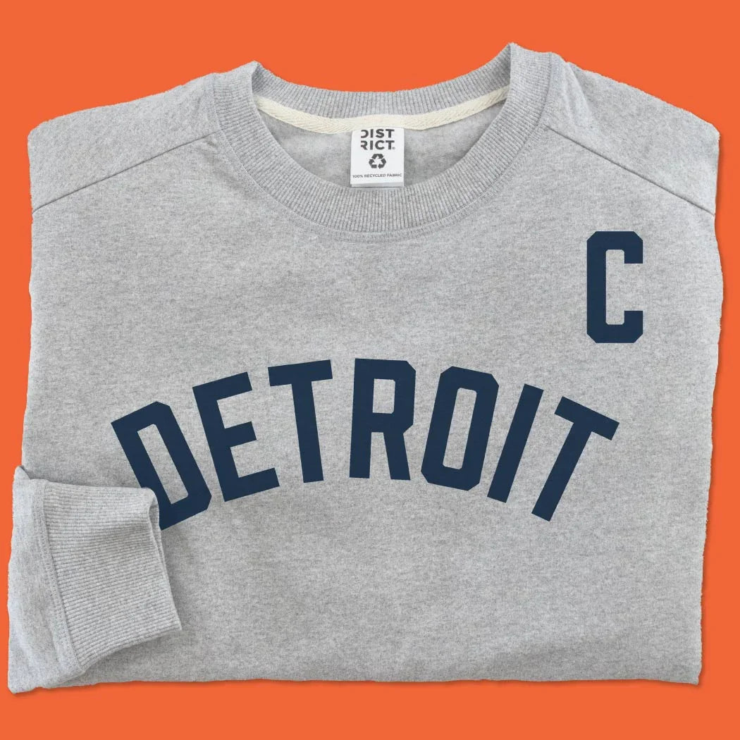 Detroit Captain Sweatshirt - Michigan Vibes