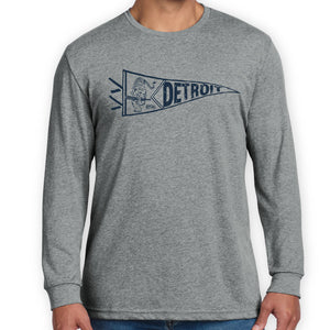 Pennant long sleeve tee
